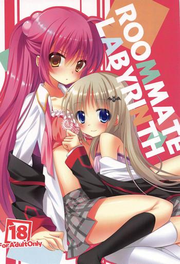 Play ROOMMATE LABYRINTH - Little busters Footjob